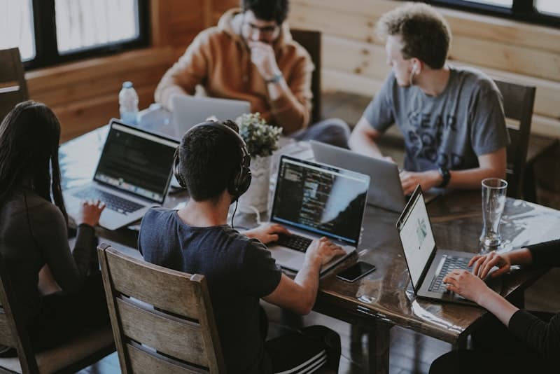 The MakeCloud team